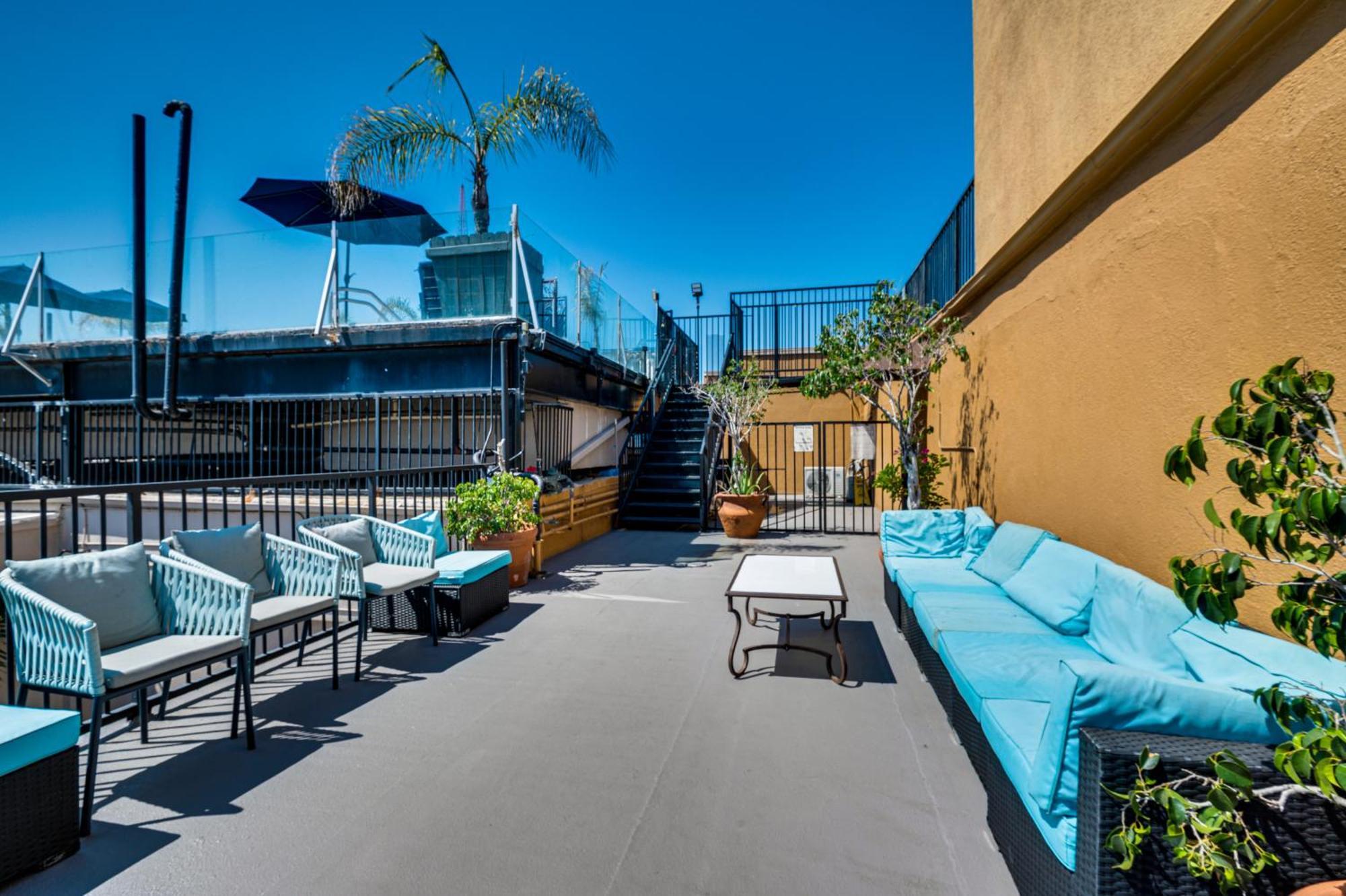 Downtown Angeles With Rooftop Pool Access *
