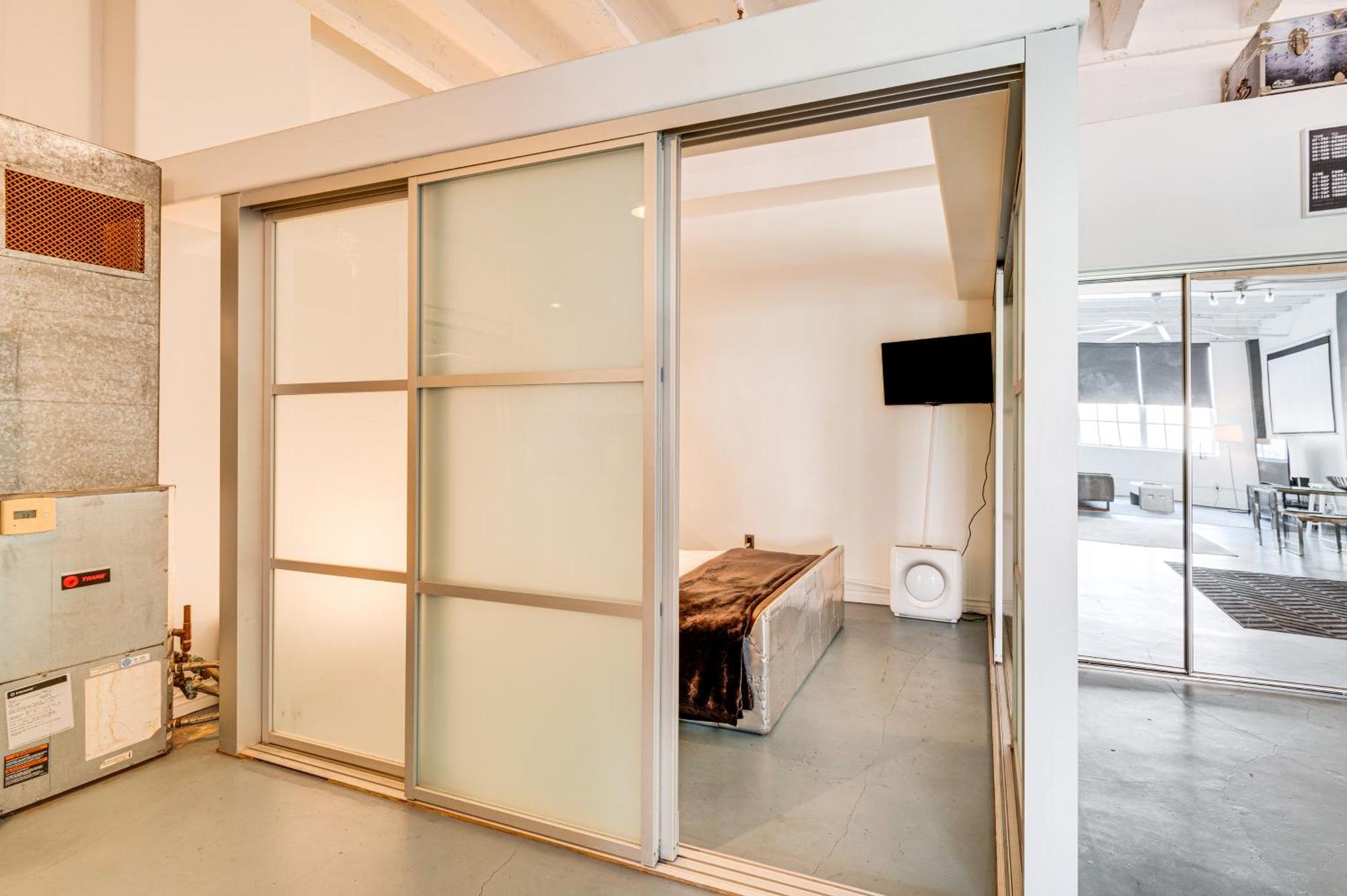 Apartment Downtown Angeles With Rooftop Pool Access Los Angeles